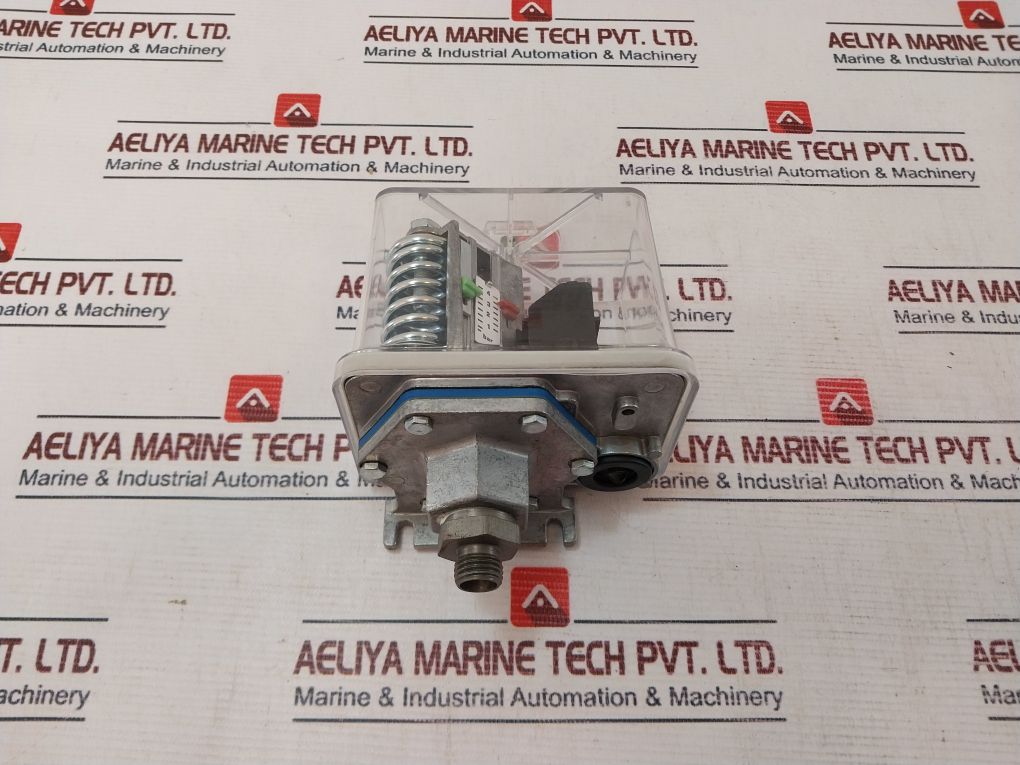 Tival Ff 4-4 Dah Pressure Switch 0.22-4 Bar 400V 1010062