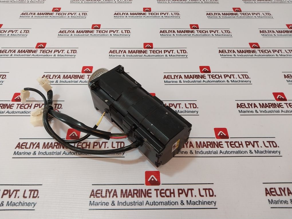 Toei Electric Vlbst-z02030S-bou002 Bs Servo Motor 200W Ip44