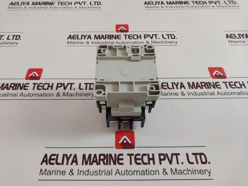 Togami Electric Pak-26J Magnetic Contactor 220-220V 60Hz