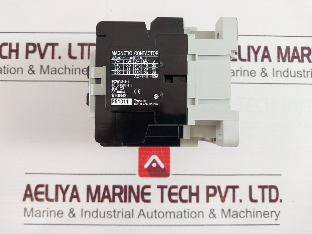 Togami Electric Pak-26J Magnetic Contactor 220-220V 60Hz