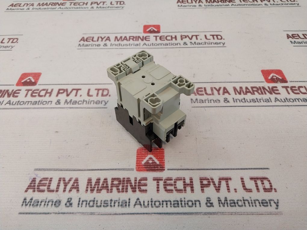 Togami Electric Pak-8Js40 (4A) Magnetic Contactor Relay