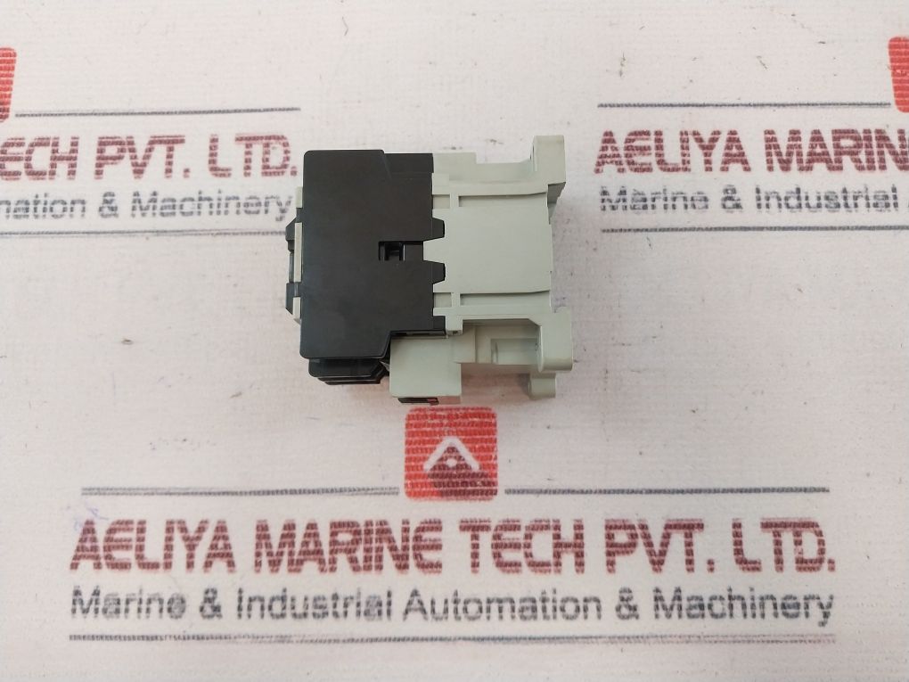 Togami Electric Pak-8Js40 (4A) Magnetic Contactor Relay