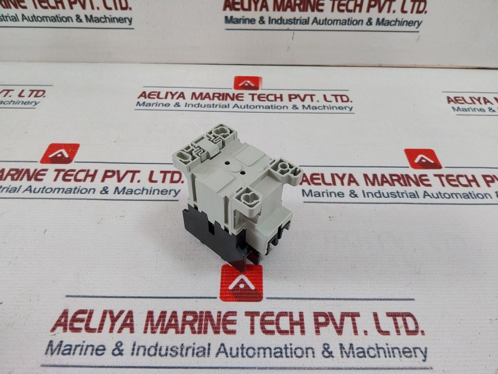 Togami Electric Pak-8Js40 Magnetic Control Relay