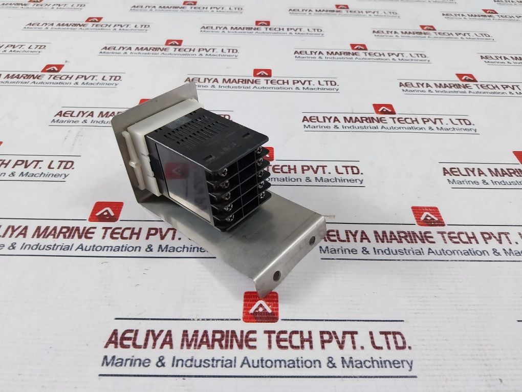 Toho Ttm-j4-p-ab Digital Temperature Controller 100-240Vac