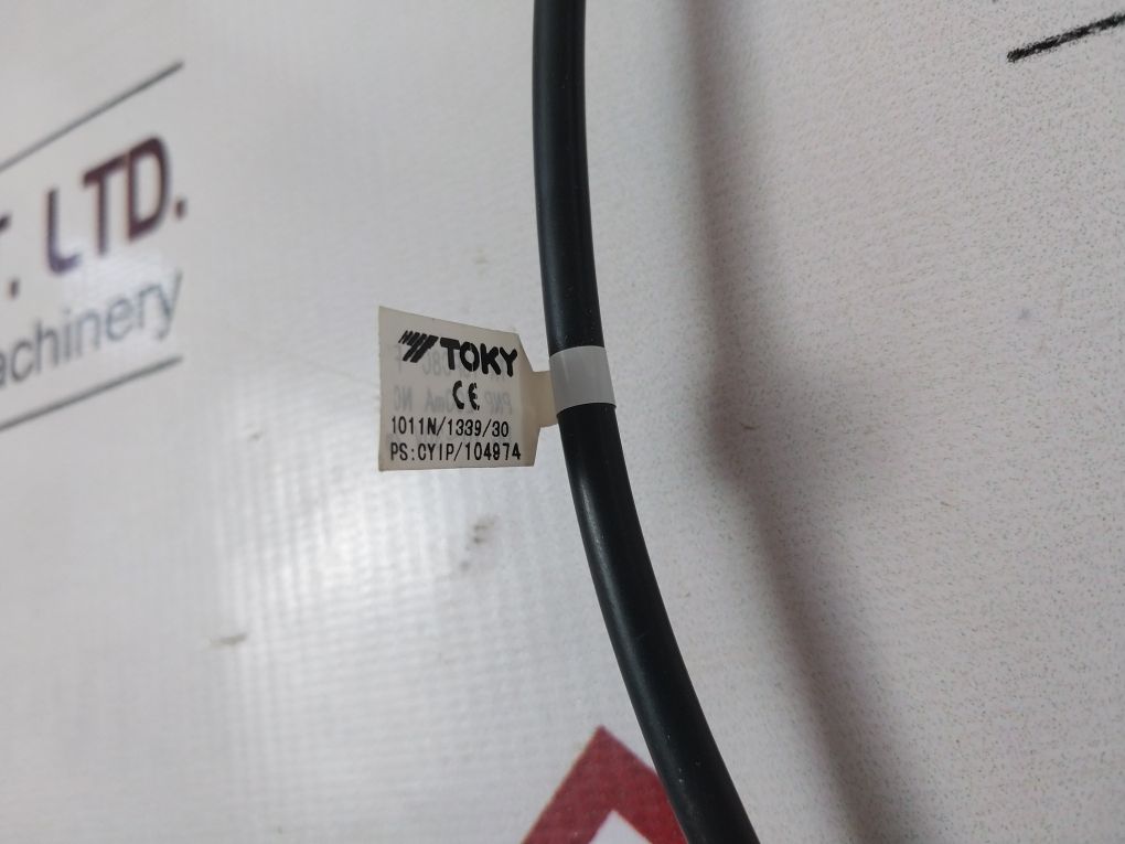 Lot Of 2X Toky Tk-18Pc8C Proximity Sensor