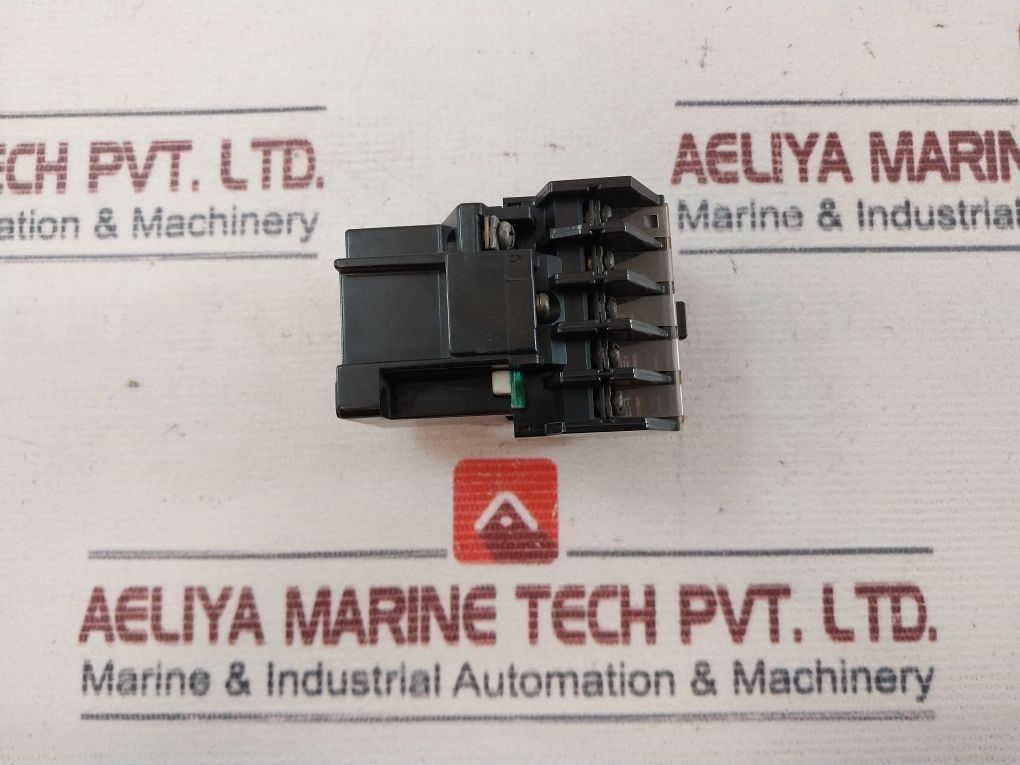 Toshiba C-10V-s Magnetic Contactor