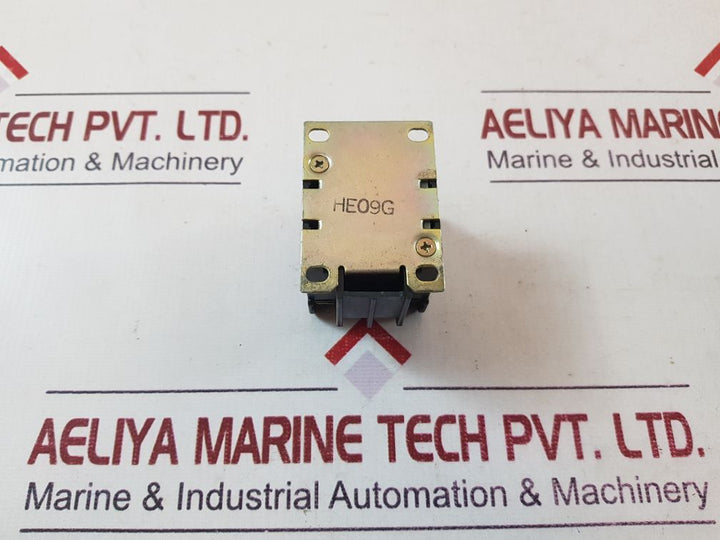 Toshiba E-10F Magnetic Contactor