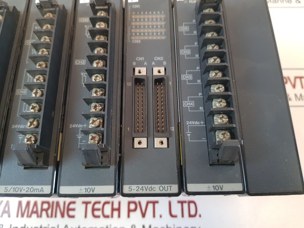 Toshiba Ex10*Ubb2 With Ps261,Ai32,Ai31,Ao32,Do32 Module Rack