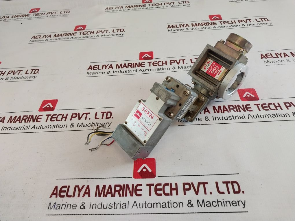 Toshiba S-rx24 With Fcx68 Marine Radar Sounder Njs6926