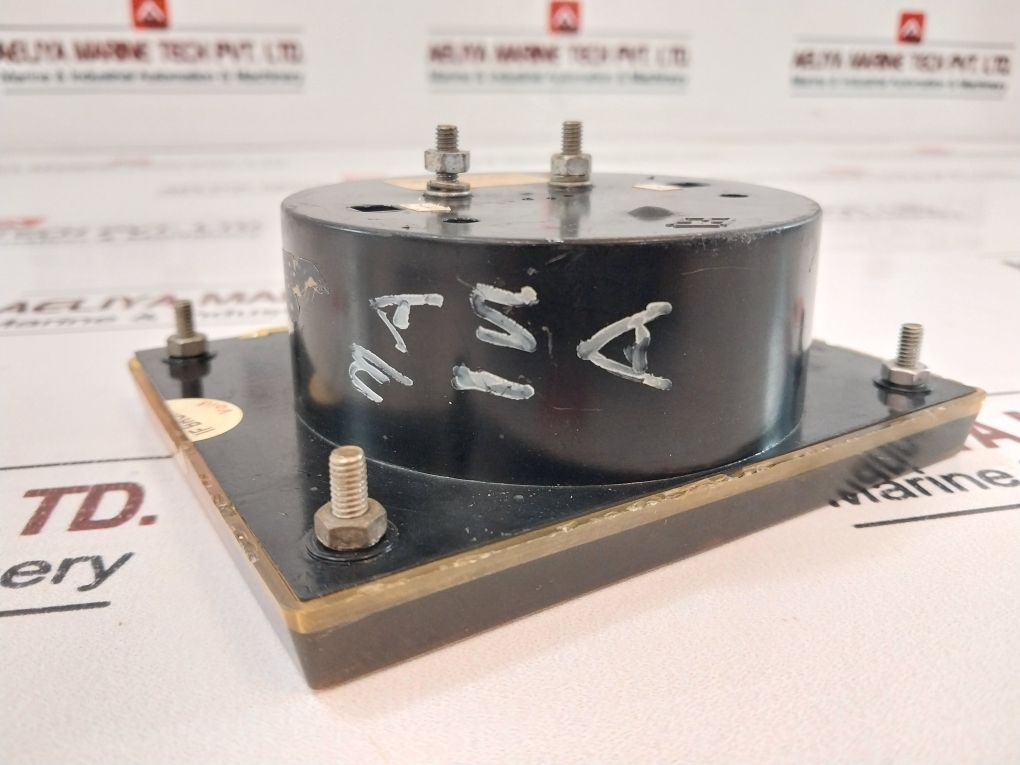 Toyo Keiki Acf-12N 0-1800 A Ammeter Class 1.5