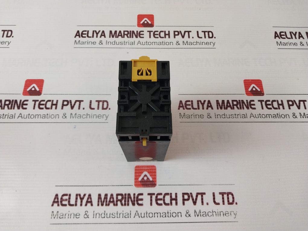 Toyo Keiki Yh-266 Isolator 250V 7.5A