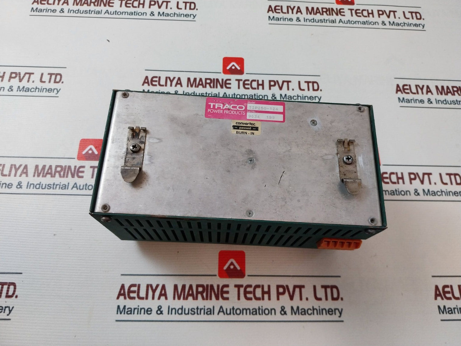 Traco Tip250-124 Switching Power Supply 110/220-230 Vac 40-65Hz