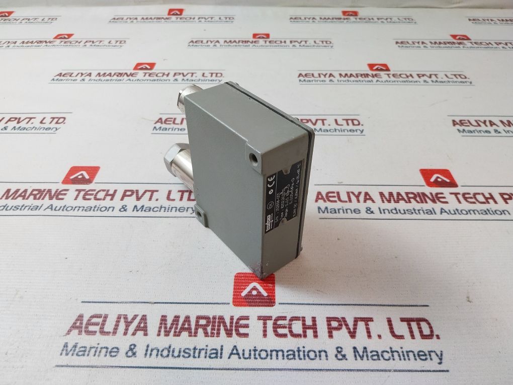 Trafag 8202.21.2210 Pressure Transmitter