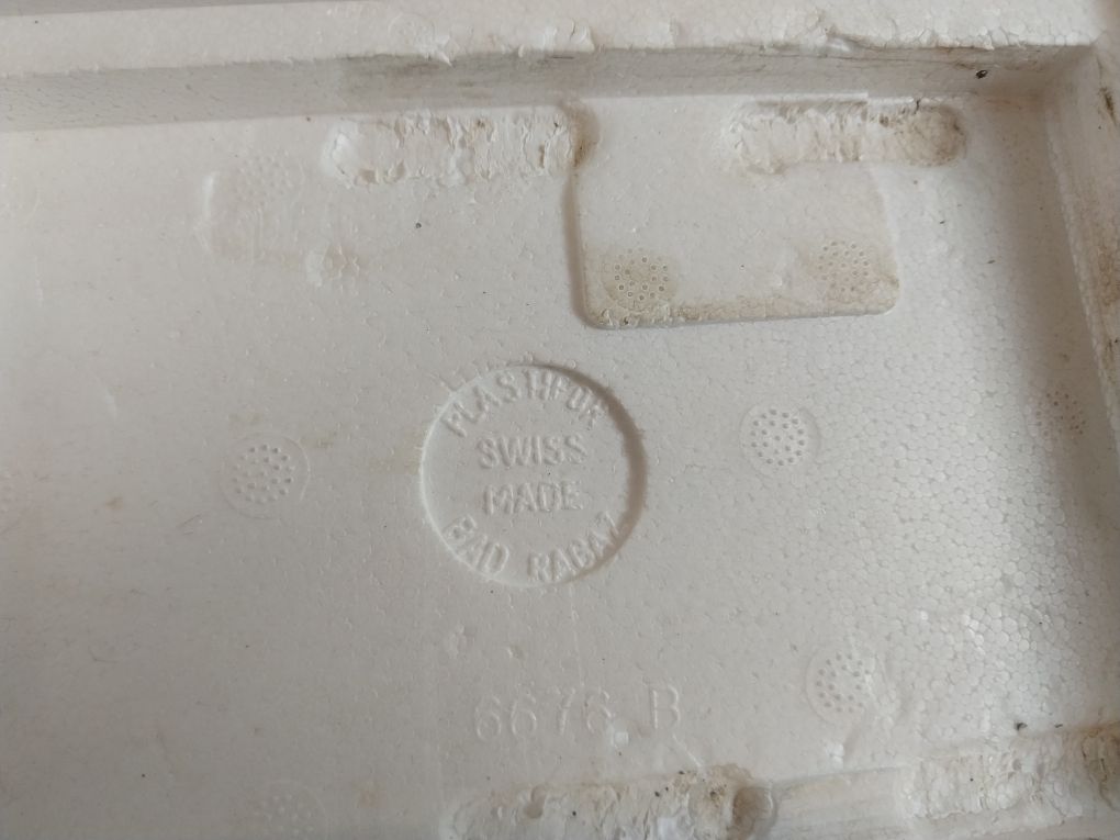 Trafag 8202.21.2210 Pressure Transmitter 0-0.5 Bar-g