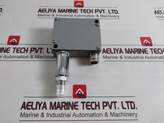 Trafag 8202.76.2210 Pressure Transmitter
