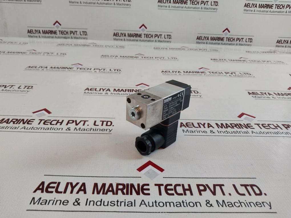 Trafag 8244.81.2318 Pressure Transmitter