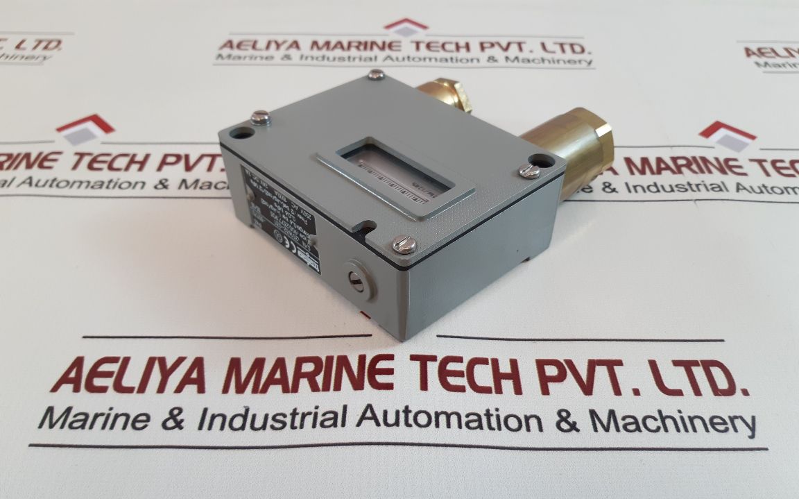 Trafag 900.2377.903 pressure switch