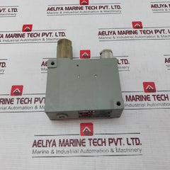 Trafag 900.2380.907 Pressure Switch 250V Ac 10(3)A