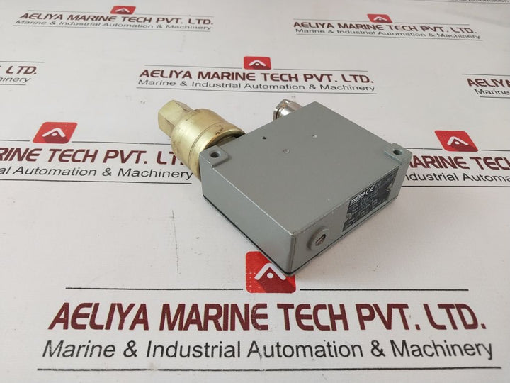 Trafag 900.2672.900 Pressure Switch