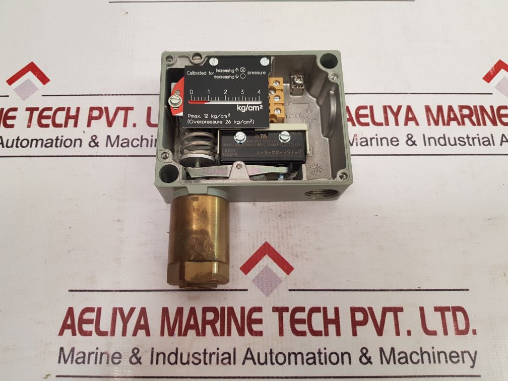 Trafag 904.2376.903 Pressure Switch 0...4 Kg/Cm2
