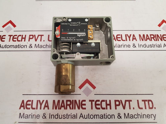Trafag 904.2376.903 Pressure Switch 0...4 Kg/Cm2

