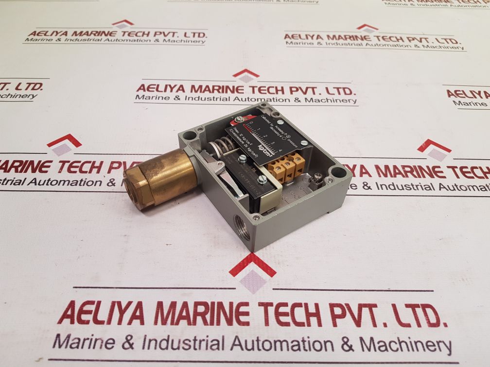 Trafag 904.2376.903 Pressure Switch 0...4 Kg/Cm2