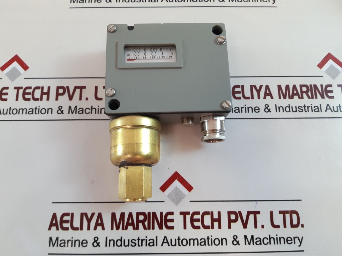 Trafag 940.2372.900 pressure switch -0.9...1.5 bar