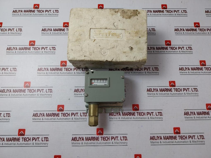 Trafag 972.7080 Pressure Switch Ip65 250V