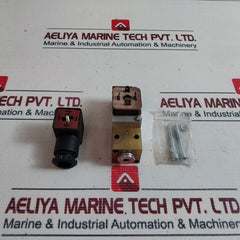 Trafag 9B0.2077 Pressure Switch 250V Ac 