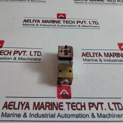 Trafag 9B0.2077 Pressure Switch 250V Ac 