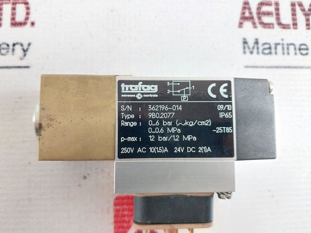 Trafag 9B0.2077 Pressure Switch 250V Ac 