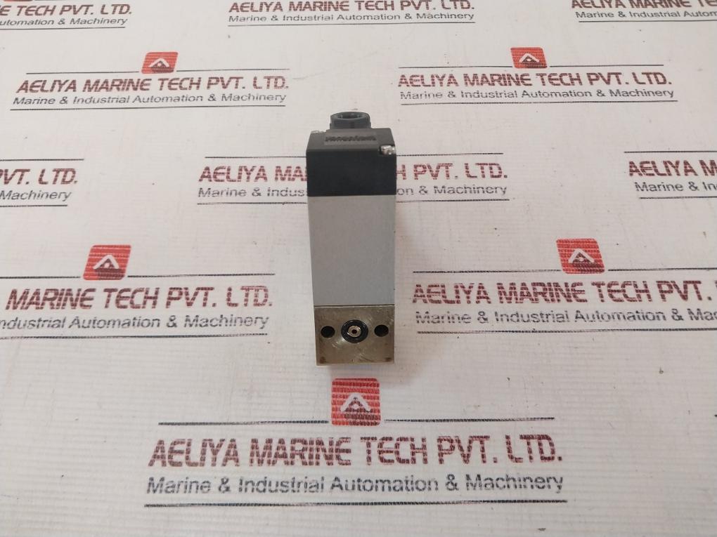 Trafag 9M0.2081 Sensors+Controls Pressure Switch 250V