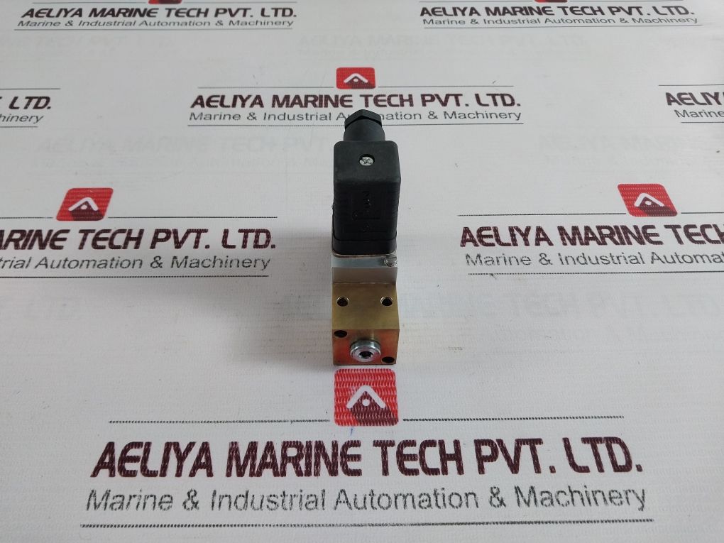 Trafag 9M0.2879 Electromechanical Pressure Switch 1...16 Bar