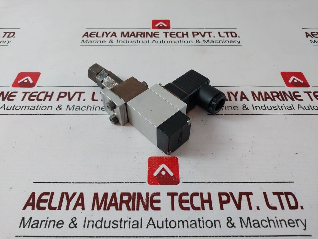 Trafag 9M0.2079 Pressure Switch 1…16 Bar