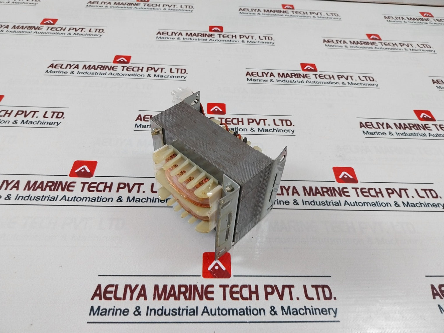 Trafomic 440-415-400-380 V Transformer