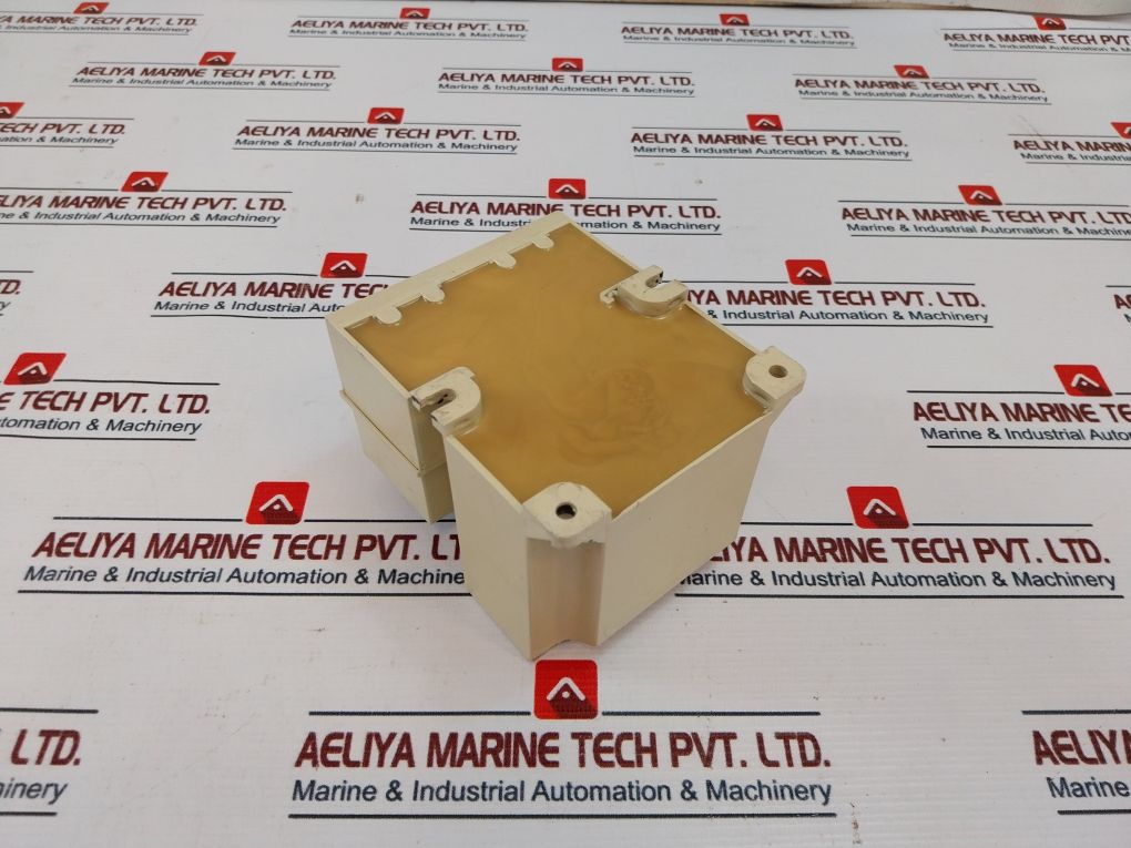 Trafonikk Lf84A/96-4324A Isolating Transformer Ip44