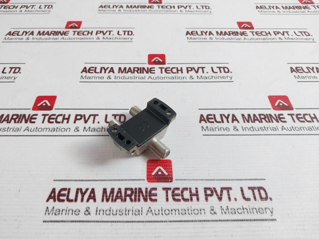 Triax 5-1000 Mhz Splitter