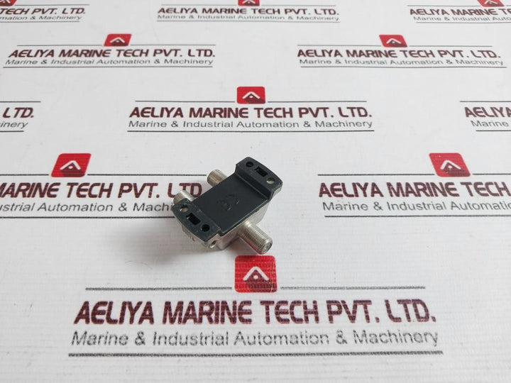 Triax 5-1000 Mhz Splitter
