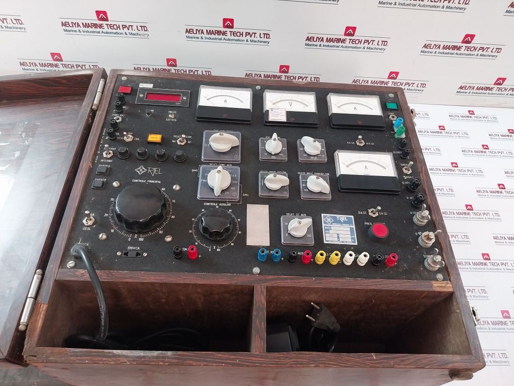 Triel Tr-51 Relay Calibration Box 120/220Vac 10A
