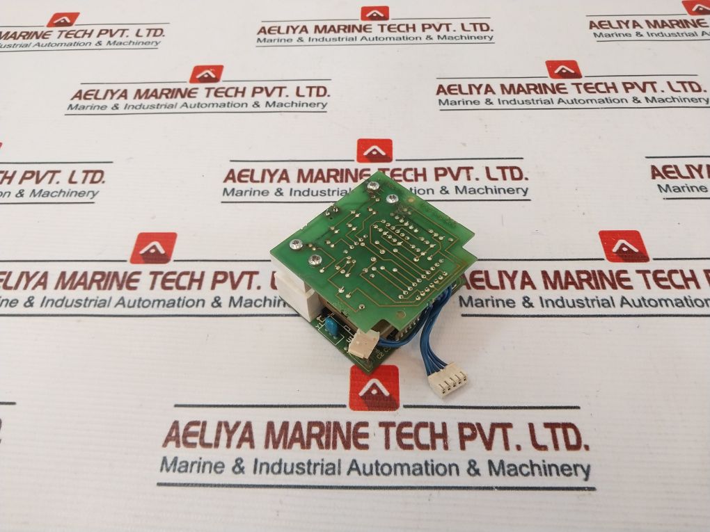 Trioving 6906-u2 Printed Circuit Board