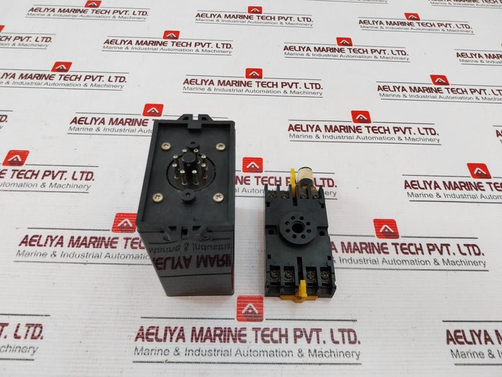 Tsuruga Electric 7542-54-29-3 Signal Transducer With Base 250V