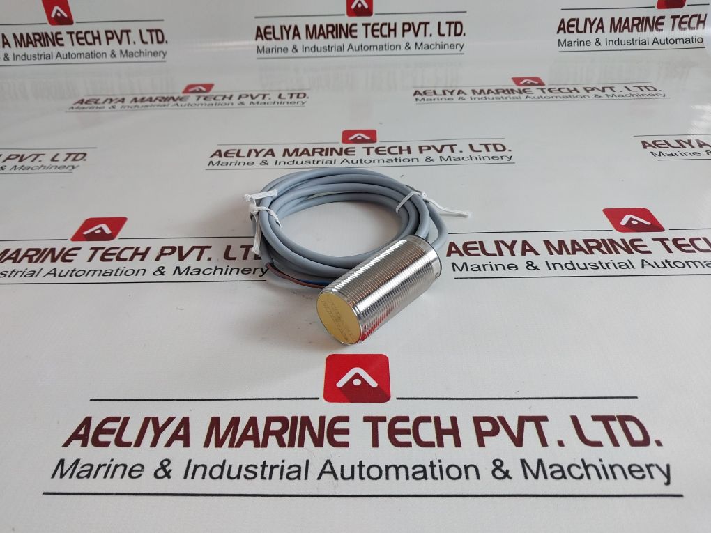 Turck Bi10U-em30-ap6X Inductive Sensor Kit