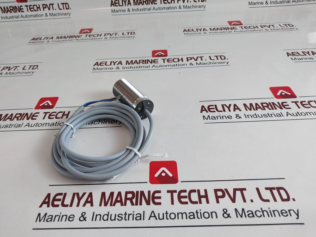 Turck Bi10U-em30-ap6X Inductive Sensor Kit