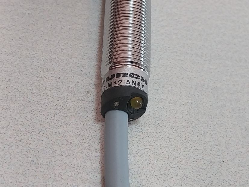 Turck Bi2-m12-an6X Proximity Sensor