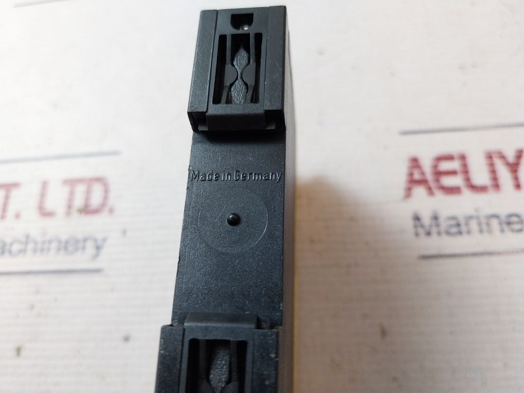 Turck Mk33-11Ex0-pli Multi Module Single Channel Loop Isolator 24Vdc