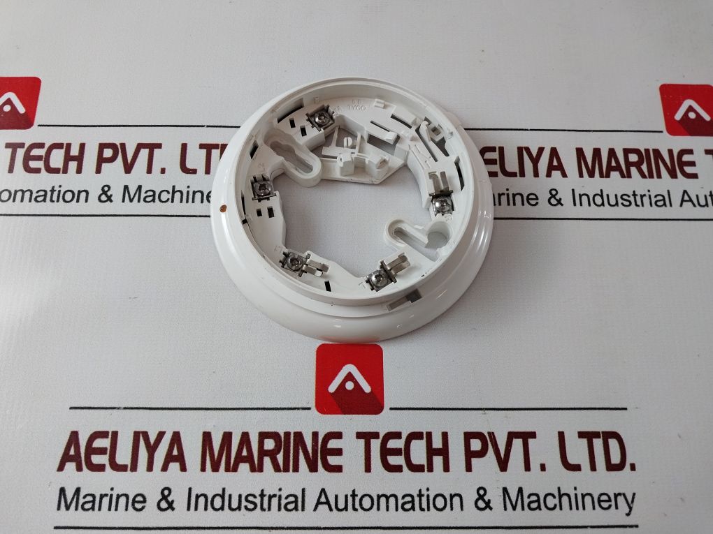 Lot Of 2X Tyco 5Bi 5” Isolator Base 517.050.018