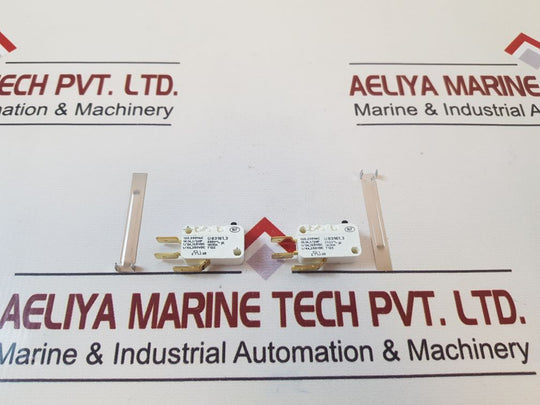 U83161.3 Limit Switch 250V~