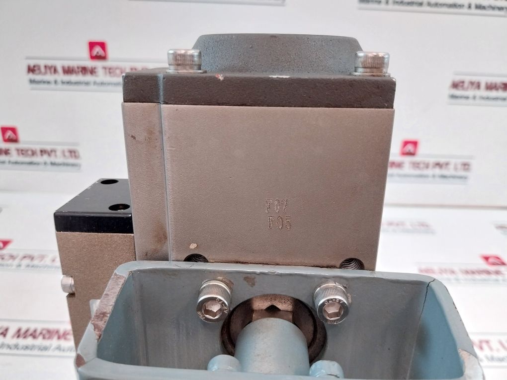 Ucm Ugn63S Valve Actuator Attachment En Iso5211