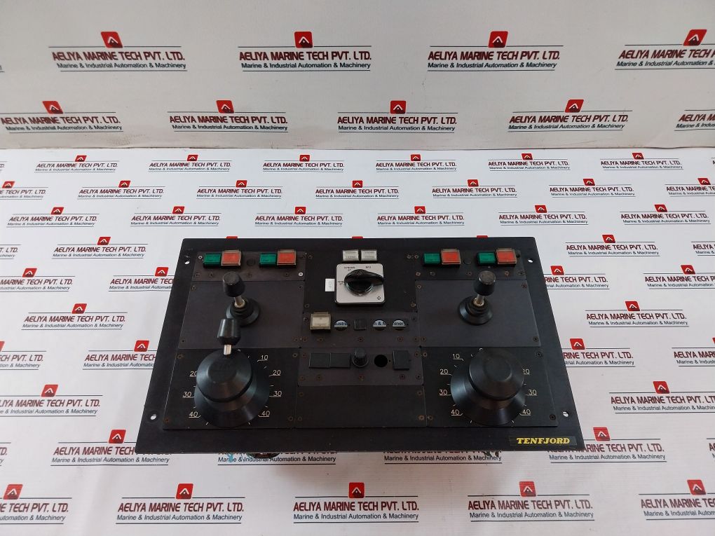Ulstein Tenfjord E7021-10-35 Controller 96051 24V