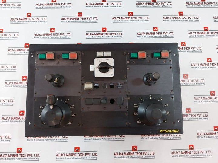 Ulstein Tenfjord E7021-10-35 Controller 96051 24V